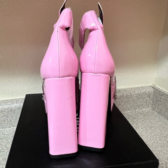 Lamoda 4.5” Pink Platform Heels - Picture 5 of 8